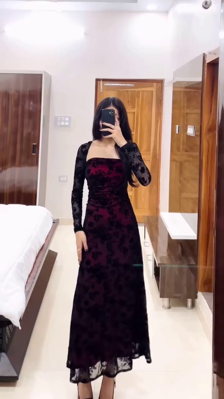 vlcsnap-2025-11-04-15h30m57s345